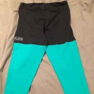 Fleo crop leggings